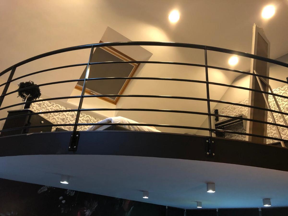 Loft D Isa Avec Wifi Netflix Apartment Gesves Екстериор снимка