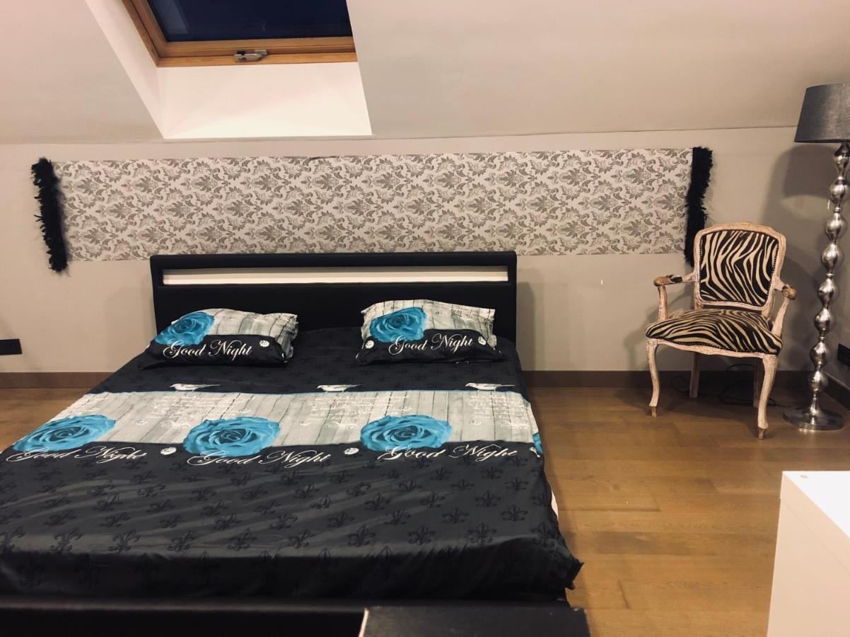 Loft D Isa Avec Wifi Netflix Apartment Gesves Екстериор снимка
