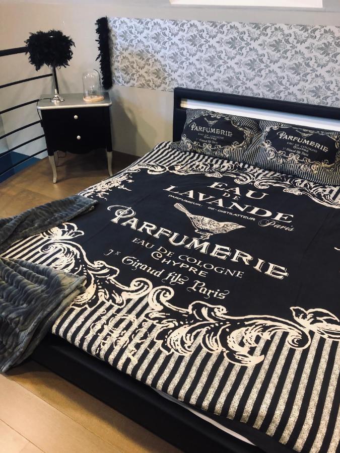 Loft D Isa Avec Wifi Netflix Apartment Gesves Екстериор снимка