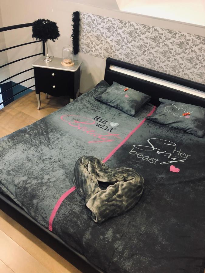 Loft D Isa Avec Wifi Netflix Apartment Gesves Екстериор снимка